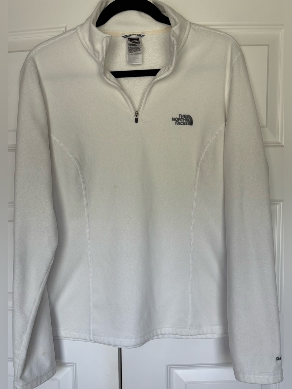 The North Face Women's TKA100 1/4 QuarterZip Pullover, White, Large